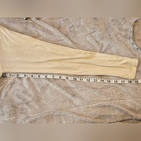 Athleta Cloudlight Soft Long-sleeved Top, Sz. M - Picture 9 of 9